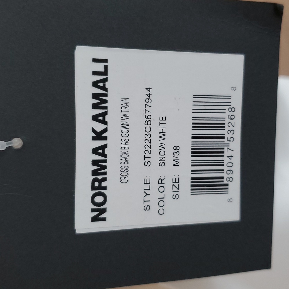 Norma Kamali White Wedding Dress Size M/38 simply gorgeous new with tags - Picture 8 of 9